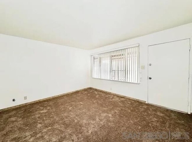 Building Photo - 9747 Riverview Ave