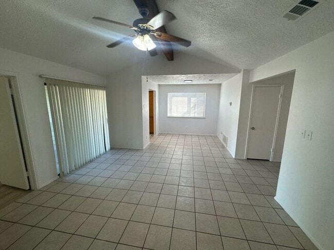 Building Photo - 1318 Marlton St