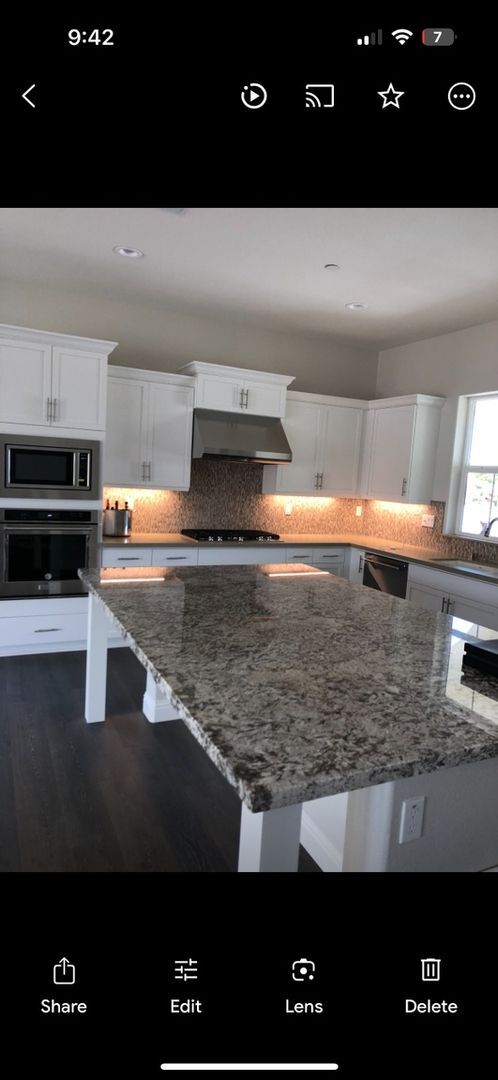 Foto del edificio - Spacious 4BR House in Marina