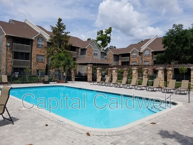 Foto del edificio - 2500 Winding Creek Blvd