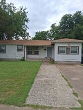 Building Photo - 1414 Alta Mira Dr
