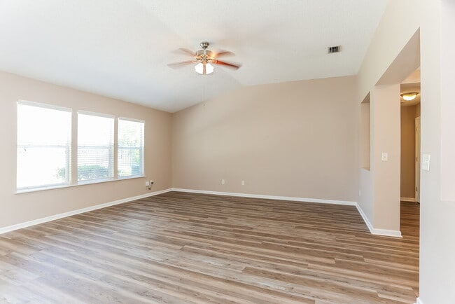 Foto del edificio - 12819 Radiant Run Ct