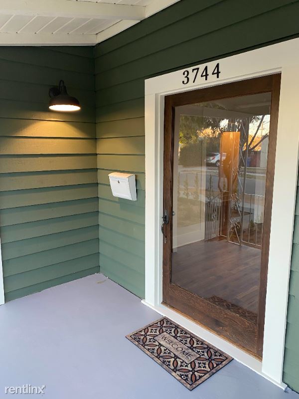 Building Photo - 2 br, 2 bath House - 3744 Stoddard Ave