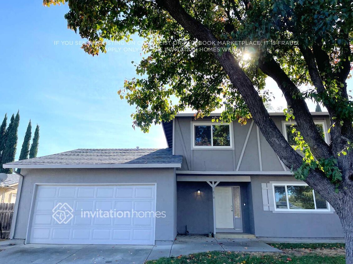 Foto principal - 1870 Woodglen Ln