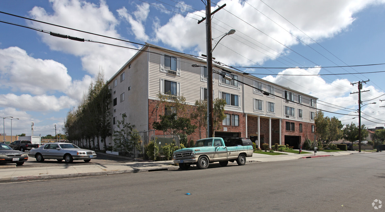 Primary Photo - Ramona Senior Center