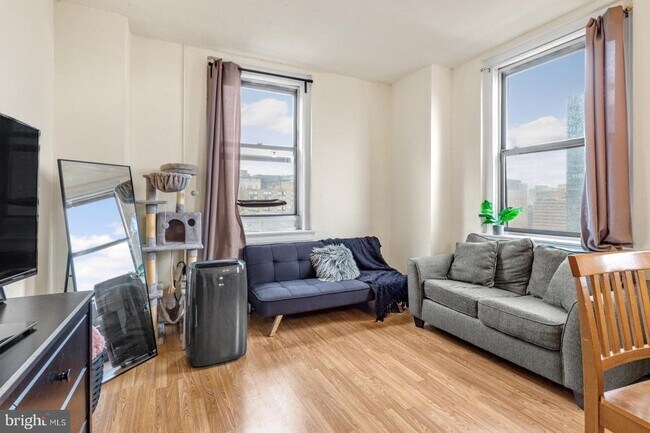 Foto del edificio - 1324 Locust St