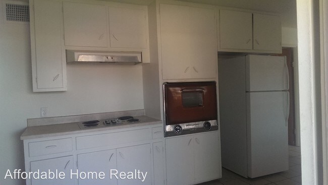 Building Photo - 4 br, 2 bath House - 1736 E Allen Rd Unit A