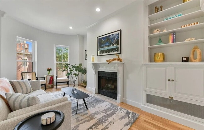 Photo - Designed for Modern Living Apartment