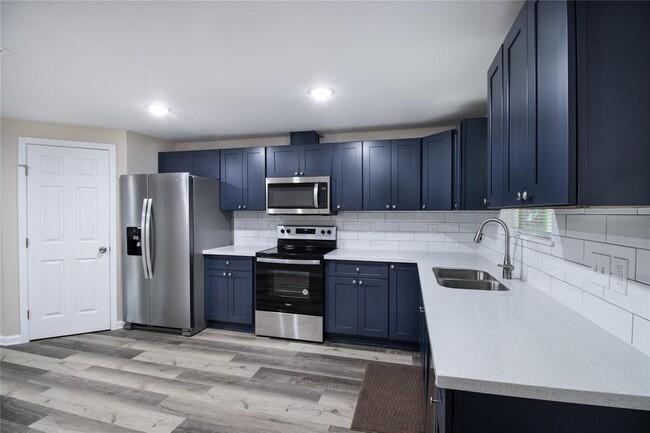 Building Photo - 20571 Lodge Rd