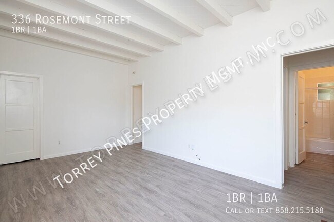 Foto del edificio - Charming Cottage Style Apartment, Half a B...