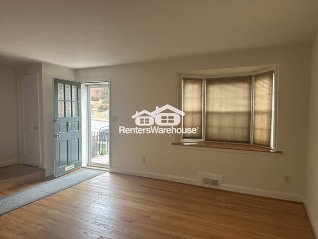 Foto del edificio - 6518 Loch Hill Ct