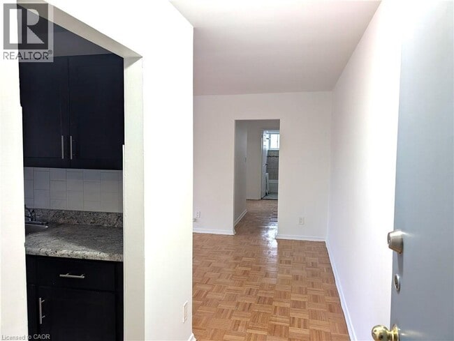 Building Photo - 2049 Prospect St