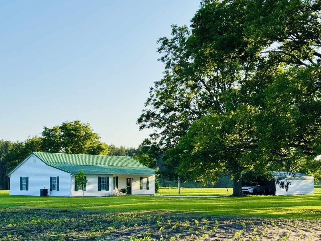 Foto principal - 4052 Goff Rd