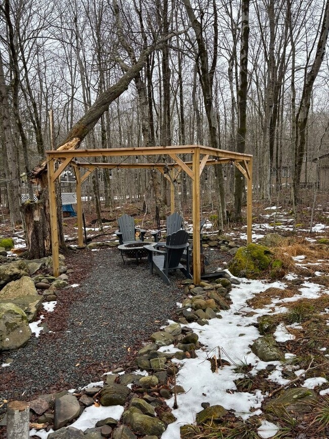 Building Photo - 107 Oswayo Dr