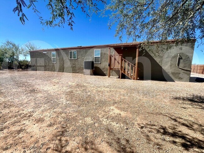 Building Photo - 9830 N Anway Rd