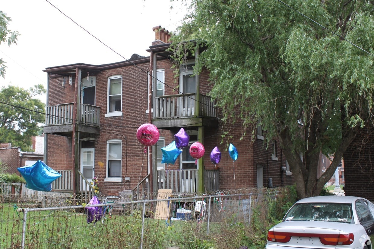 Building Photo - 3269 Gravois Ave