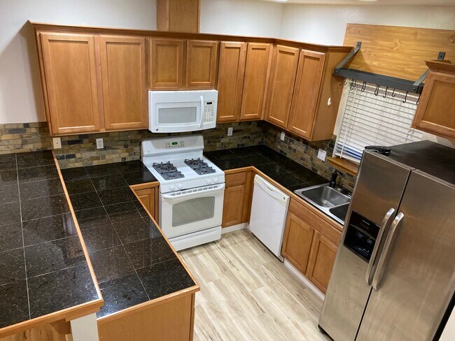 Foto del edificio - 4720 Delridge Way SW