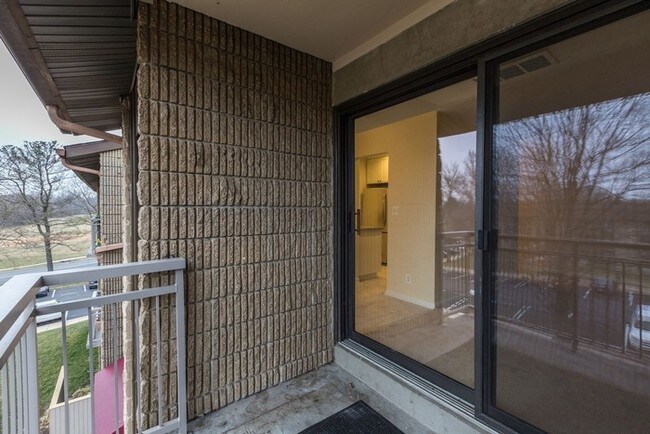 Building Photo - 6079 Majors Ln