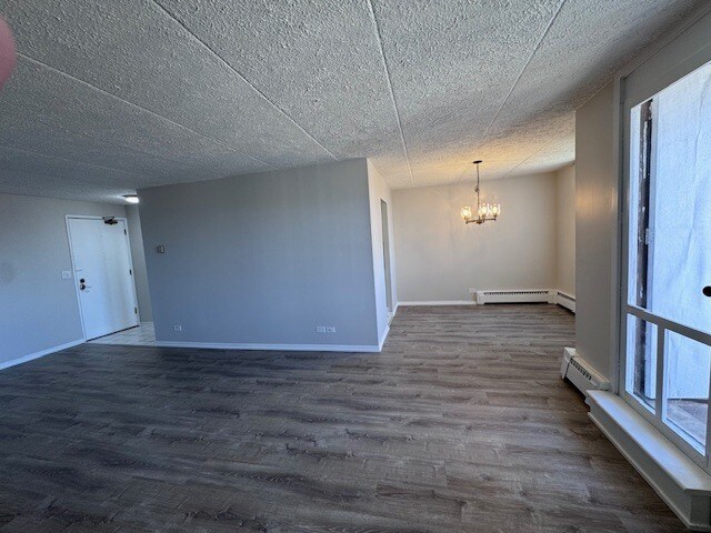 Foto del edificio - 225 S Rohlwing Rd