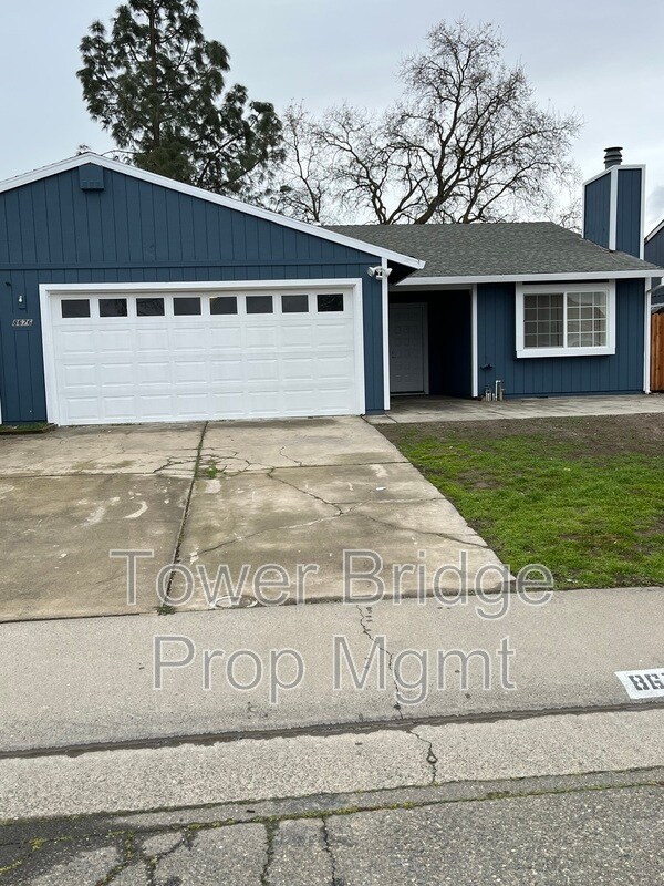 Foto principal - 8676 Tiogawoods Dr