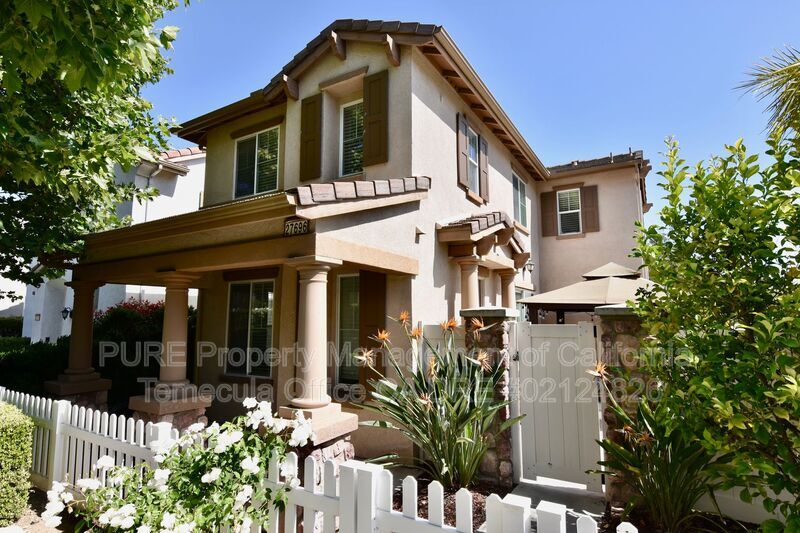 Primary Photo - 27696 Passion Flower Ct