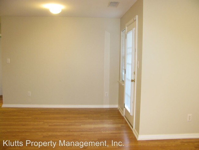 Building Photo - 9909 Campus Walk Ln