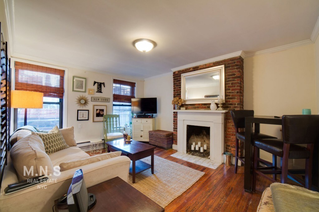 Primary Photo - 129 East 27th Street