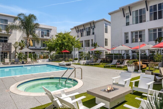 Foto del edificio - Lofts at Noho Commons