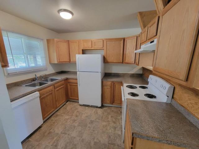 Foto del edificio - 3 bedroom in Billings MT 59105