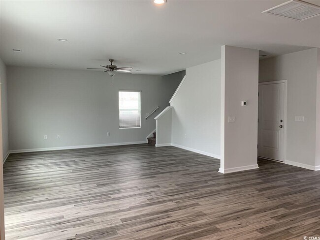 Building Photo - 356 Angler Ct
