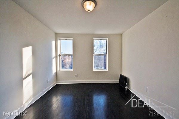 Foto principal - 403 Macon St