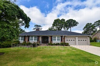 Building Photo - 2417 Dartmouth Dr