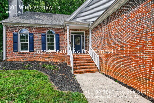 Foto del edificio - 4301 Windlestraw Ln