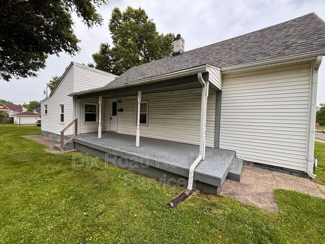Building Photo - 829 Steele Ave