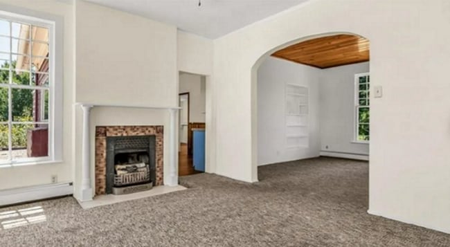 Building Photo - 2881 C Rd