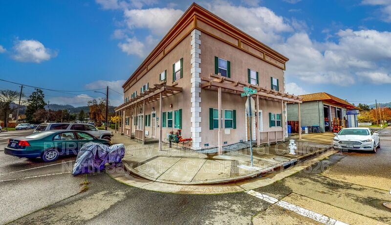 Primary Photo - 154 Railroad Ave