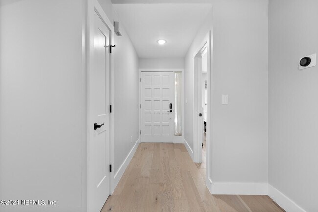 Foto del edificio - 142 Willow Pond Ln