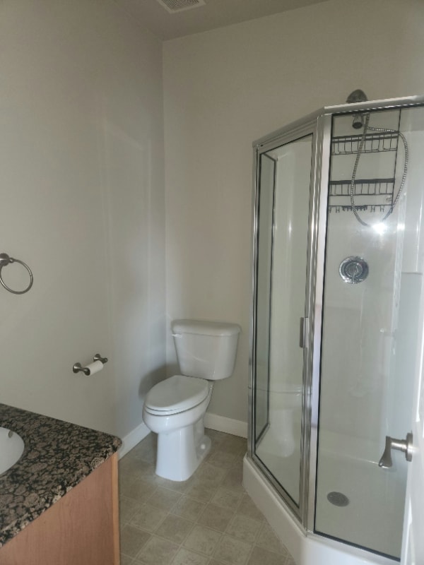 Building Photo - 885 Forest Ave