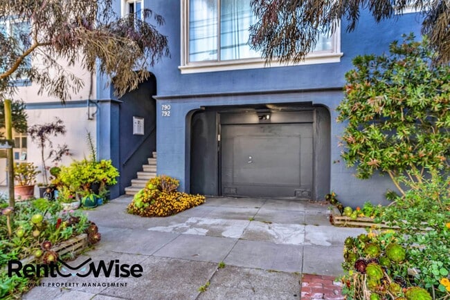 Building Photo - 790-792-792 9th Ave