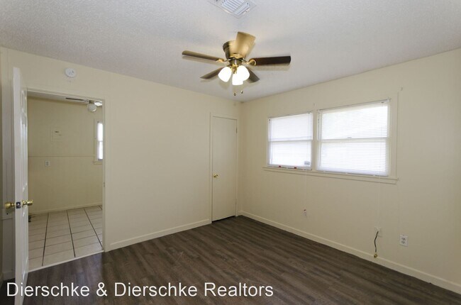 Building Photo - 3 br, 1 bath House - 2812 Jomar