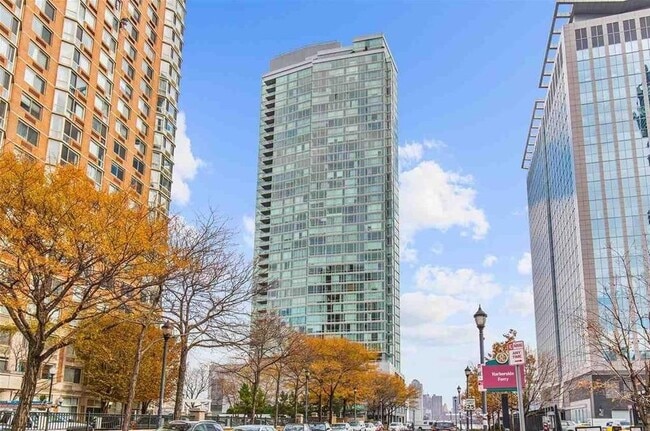 Foto del edificio - 2 2nd St