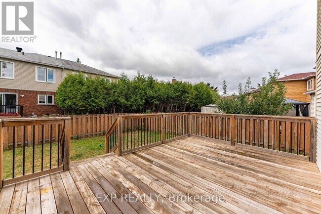 Photo du bâtiment - 1642 Blohm Dr