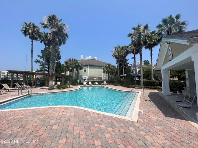 Foto del edificio - 8550 Touchton Rd