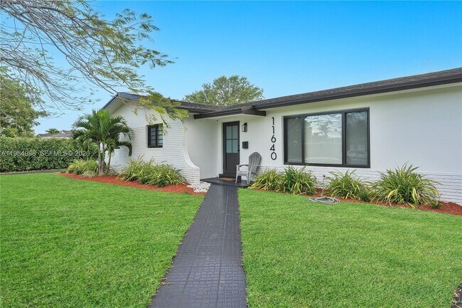 Foto del edificio - 11640 SW 99th Ct