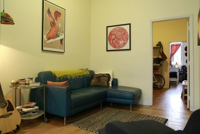 Building Photo - 949 Metropolitan Ave