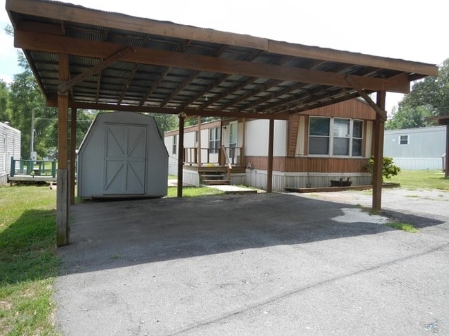 Building Photo - 1301 W Dixon Rd