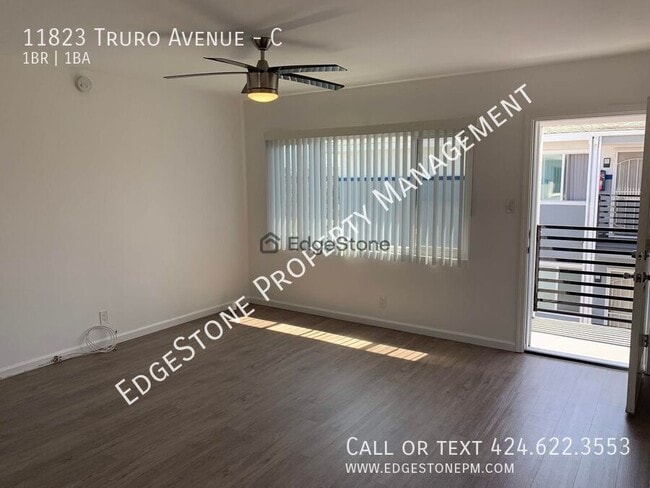 Foto del edificio - 11823 Truro Ave