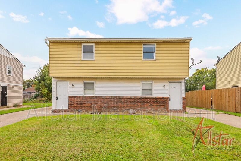 Foto principal - 1323 Massachusetts Ave