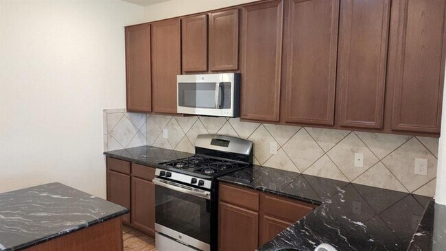 Foto del edificio - 15011 Darby Retreat Ln