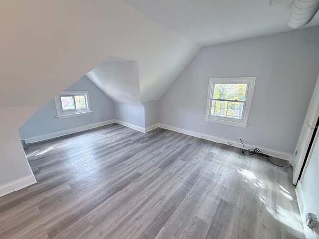 Foto del edificio - 35 Hillside Ave